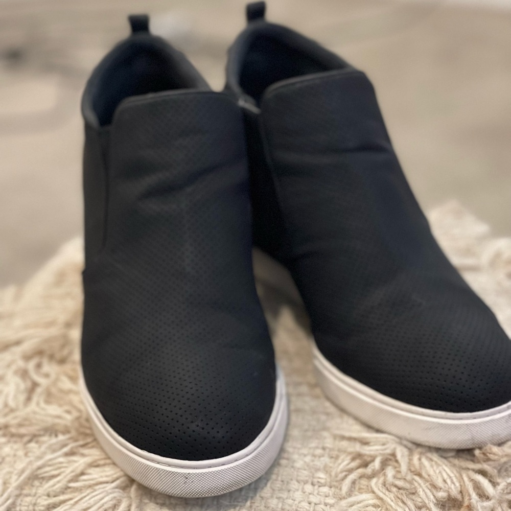 Black wedge booties